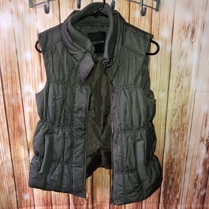 Dark Green Puffer Vest, SZ L